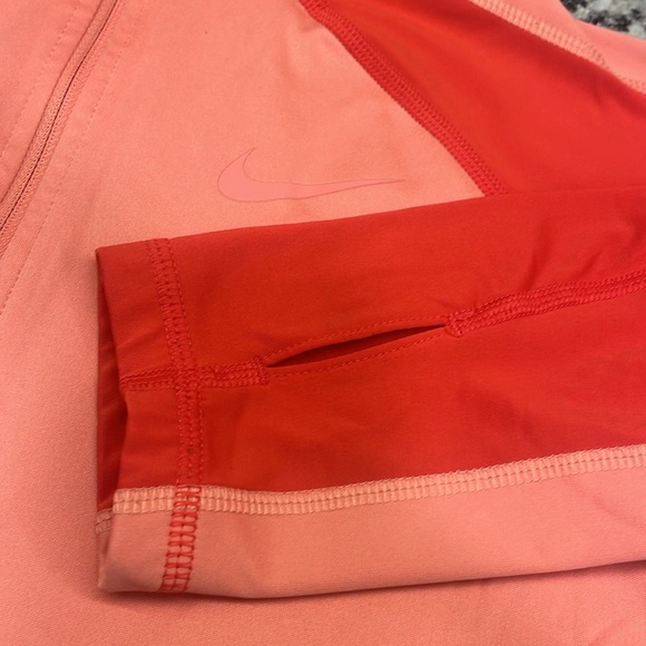 Nike Dri-Fit Mid 2000s Half Zip Two Toned- Size Medium - Picture 7 of 8